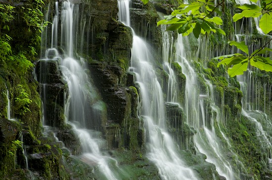 Boulder;Chute;Cool;Falling;Falls;Flow;Geological;Geology;Green;Machine-Falls;Mos