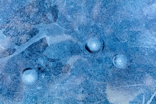 Abstract;Abstraction;Blue;Close-up;Cold;Frozen;Ice;Icy;Line;Macro;Pastoral;Shape;icicle;oneness;pattern;peaceful;reflection;reflections;texture;zen
