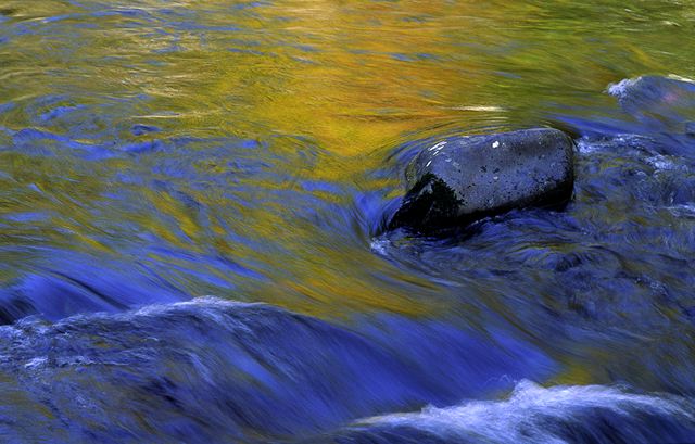 Abstract;Abstractions;Patterns;Shapes;Textures;Pool of Water;Reflections;Water;Oneness;Cliff;Rock Face;Sheer;Steep;Waterfall;Stream;Flowing;Pouring;Cool;Wet;Flow;Cascade;Cascading;Spray;Cataract;Falls;Chute;Falling;Spilling;Creek;Brook;Rivulet;Tributary;Gush;Streamlet;Torrent;White Water;Rapids;Bubbling;River