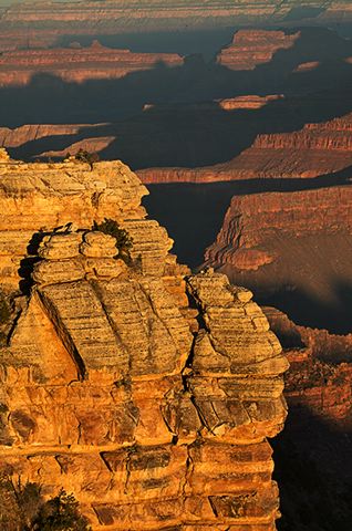 National Park;National Parks;Cliff;Canyon;Scenic View;Rock Formations;Rocks;Ledge;Mountain;Precipice;Peak;Mountain Top;Nature;Vertical;High;Power;Powerful;Scenics;Summit
