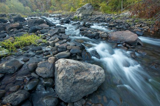 Rivers;Geology;water;River;Woodland;Landscape;Brook;Fall;Wood;Wet;Rapids;Spilling;Alabama;Stones;Fort Payne;Stone;Stream;Timberland;Falling;Waterfalls;waterway;Boulder;River Bed;Forest;Woodlands;Waterfall;Timber;Little River Canyon National Preserve;Flow;Chute;Rocks;Rock;Rock Formations;Riverbed;Falls;Autumn;Woods;Creek;Green;Brown;Blue;Geological;Water;Striation;Gray;Cool
