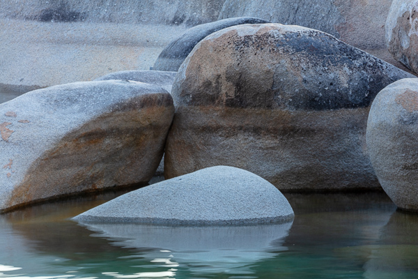 Boulder;Boulders;Calm;Healing;Health care;Healthcare;Lake Tahoe;Nevada;Ripple;Rock;Rock formations;Rocks;Stone;Stones;United States;Water;lake;peaceful;reflection;reflections;restful;serene;soothing;tranquil