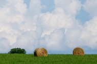 Agricultural;Agriculture;Bale;Blue;Brown;Calm;Cloud;Cloud-Formation;Clouds;Cloud