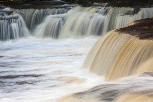 Cascade;Cascading;Chute;Cool;Falling;Falls;Flow;Great Lakes;Michigan;Oneness;Peaceful;Pouring;Rapids;River;Spilling;Streaming;United States;Upper Peninsular;Water;Waterfall;Waterfalls;flowing;waterway;zen