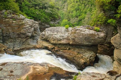 Bloom;Blue Ridge Parkway;Boulder;Boulders;Brook;Brown;Cascade;Cascading;Chute;Cool;Creek;Falling;Falls;Flow;Flowers;Gold;Healing;Health care;Healthcare;Linville Falls;Nature;North Carolina;Pastoral;Pisgah National Forest;Pouring;River;Riverbed;Rivers;Rock;Rock formations;Rocks;Rocky;Spilling;Stone;Stones;Stream;Stream Bank;Streaming;Tan;Water;Waterfalls;Waterscape;flowing;green;landscape;oneness;orange;peaceful;plants;rapids;restful;river bank;serene;soothing;tranquil;waterfall;waterway;wet;zen