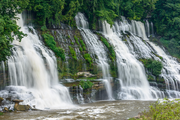 Boulder;Boulders;Brown;Calm;Cascade;Cascading;Chute;Concepts;Cool Colors;Cool Palette;Cool Tones;Falls;Flow;Geological;Green;Greens;Healing;Health care;Healthcare;Nature;Oneness;Pastoral;Pouring;Rock;Rock formations;Rocks;Stone;Stones;Streaming;Tan;Water;Waterfalls;Waterscape;color;flowing;landscape;peaceful;restful;serene;soothing;tranquil;waterfall;zen