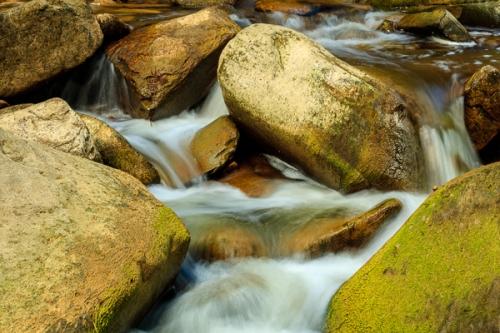 Boulder;Boulders;Brown;Calm;Cascade;Cascading;Chute;Falling;Falls;Gold;Healing;Health care;Healthcare;Moss;Ohio;Pouring;River;Rock;Rock formations;Rocks;Rocky;Stone;Stones;Streaming;Tan;Waterfalls;Yellow;flowing;green;peaceful;rapids;restful;serene;soothing;tranquil;waterfall