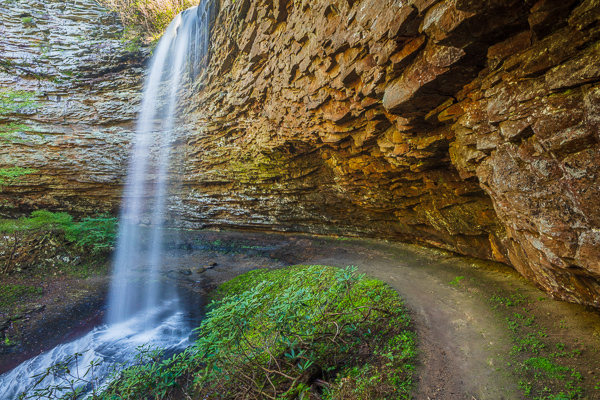 Boulder;Boulders;Brown;Calm;Cascade;Cascading;Chute;Cumberland Mountain State Park;Falling;Falls;Flow;Geology;Gold;Healing;Health care;Healthcare;Nature;Pastoral;Piney Falls State Natural Area;Pouring;Rhododendron;Rock;Rock formations;Rocks;Rocky;State Park;Stone;Stones;Stream;Streaming;Sunlight;Sunshine;Tan;Tennessee;United States;Upper Piney Falls;Water;Waterfalls;Waterscape;Yellow;foliage;green;landscape;oneness;orange;peaceful;rapids;restful;serene;soothing;striation;sunlit;tranquil;waterfall;zen