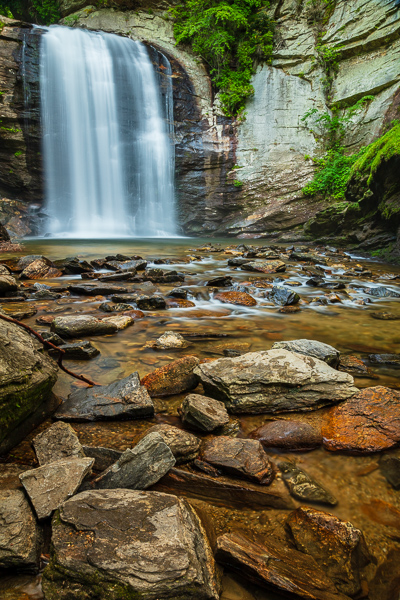 Boulder;Boulders;Brook;Brown;Calm;Cascade;Cascading;Chute;Creek;Falls;Flow;Geological;Geology;Gold;Healing;Health care;Healthcare;Looking Glass Falls;North Carolina;Pebbles;Pouring;River;Rock;Rock formations;Rocks;Rocky;Stone;Stones;Stream;Streaming;Tan;United States;Water;Waterfalls;flowing;orange;peaceful;rapids;red;restful;serene;soothing;tranquil;waterfall;wet