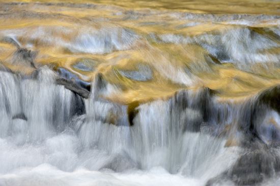 Reflections;Reflection;Waterfalls;Spilling;Falling;Chute;Falls;Cataract;Spray;Cascading;Cascade;Flow;Wet;Cool;Pouring;Flowing;Water;Stream;Waterfall;Textures;Shapes;Patterns;Abstractions;Abstract