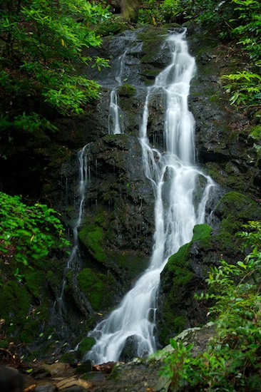 Brook;Bubbling;Cascade;Cascading;Cataract;Chute;Cliff;Cool;Creek;Falling;Falls;Flow;Flowing;Great Smoky Mountains National Park;Gush;Pouring;Rapids;River;Rivulet;Rock Face;Sheer;Spilling;Spray;Steep;Stream;Streamlet;Tennessee;Torrent;Tributary;Water;Waterfall;Wet;White Water