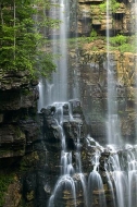 Waterfall;Tennessee;Rock-Formations;Rocks;River;Water;Flowing;Pouring;Power;Leaf